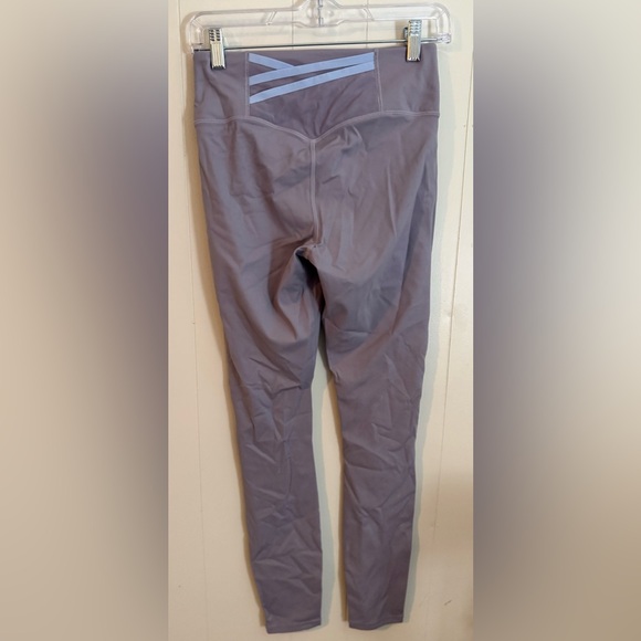 FABLETICS NWT Trinity Motion365 High-Waisted Legging Grey Violet/Barely Blue, M - Picture 7 of 12